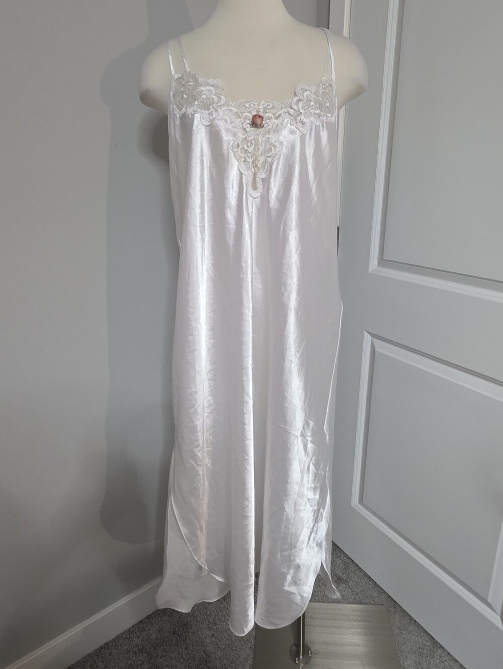 Angelique Vintage White Satin Lace-Trim Slip Chemise Lingerie Plus Size 2x